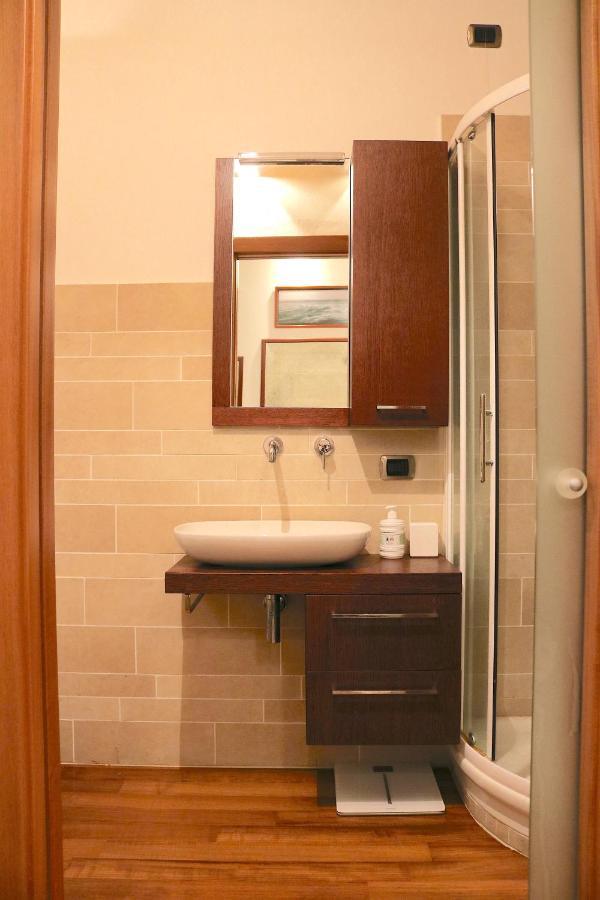 Charming Apartment In The Navigli District - 4 People ميلان المظهر الخارجي الصورة