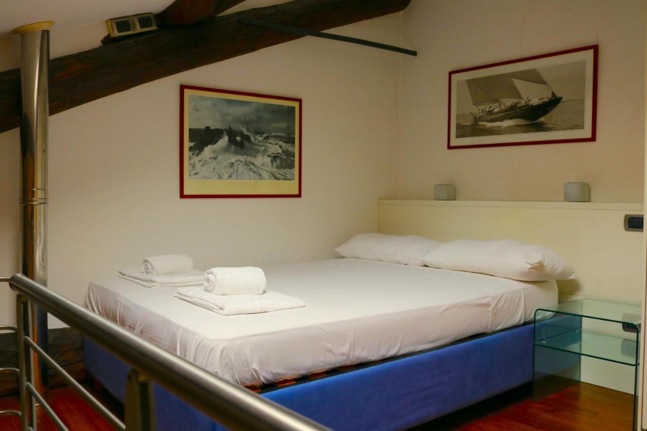 Charming Apartment In The Navigli District - 4 People ميلان المظهر الخارجي الصورة